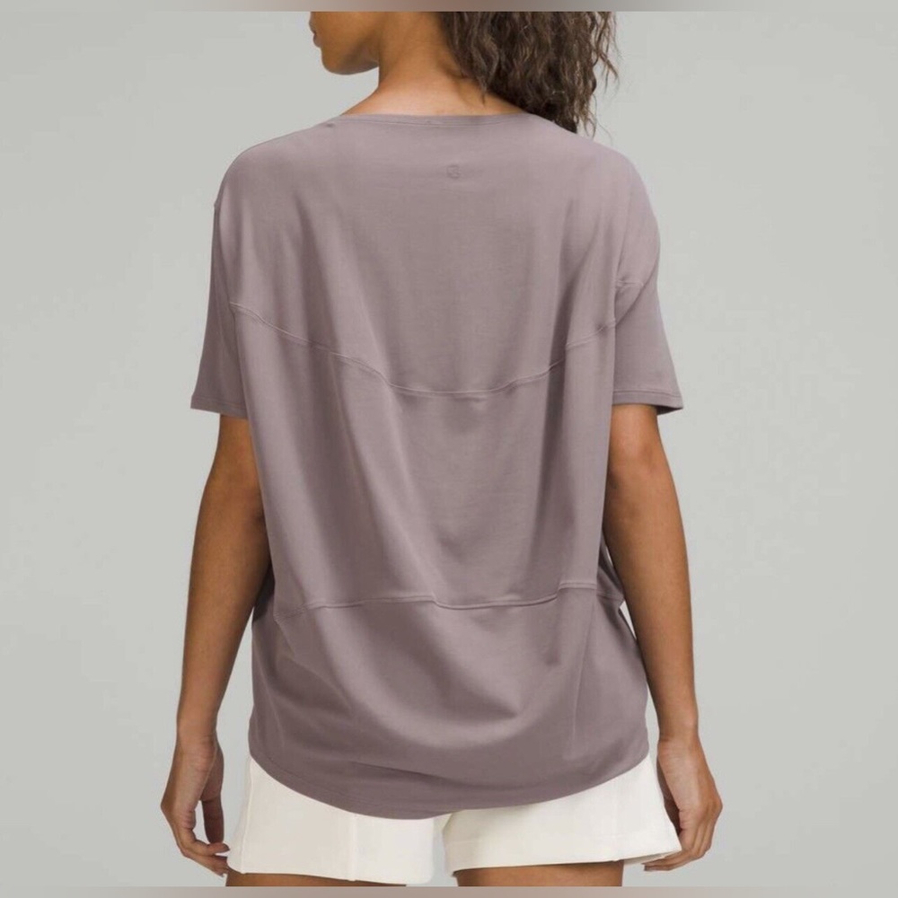 Lululemon Back in Action Shirt, 10, Lunar Rock